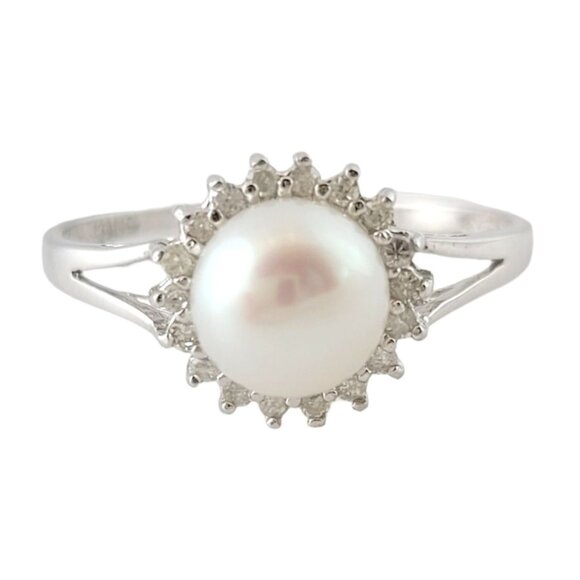 Vintage 14 Karat White Gold Pearl and Diamond Ring Size...